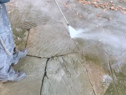 Kriegsgräberpflege 2025